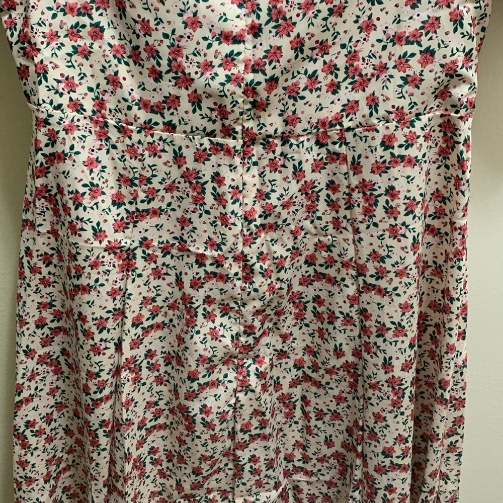 Spring Dress - Picture 7 of 8